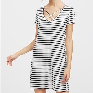 V-neck cross cross striped tee dress